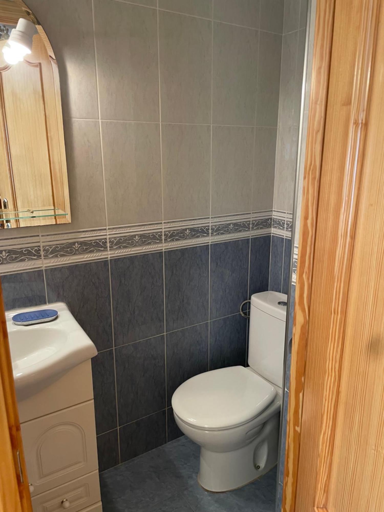 One Bedroom, Top Floor, By The Sea, Appartement